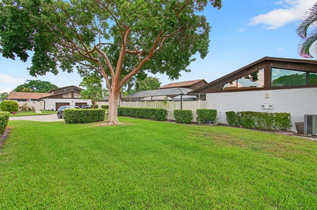 9766 Boca Gardens Parkway B, Boca Raton, FL 33496