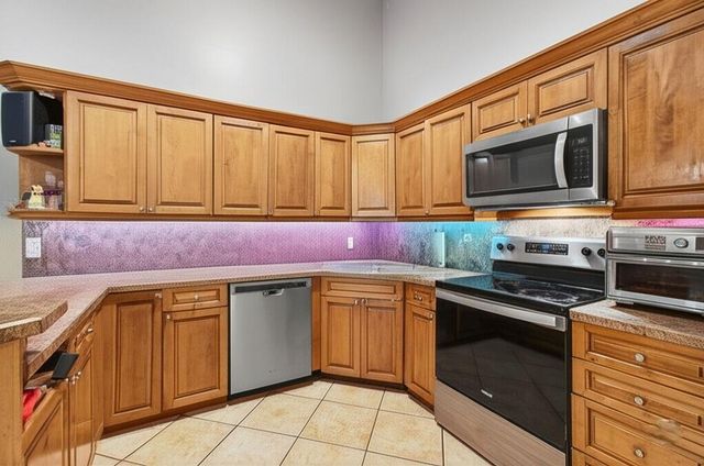 9766 Boca Gardens Parkway B, Boca Raton, FL 33496