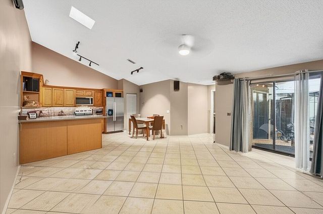 9766 Boca Gardens Parkway B, Boca Raton, FL 33496