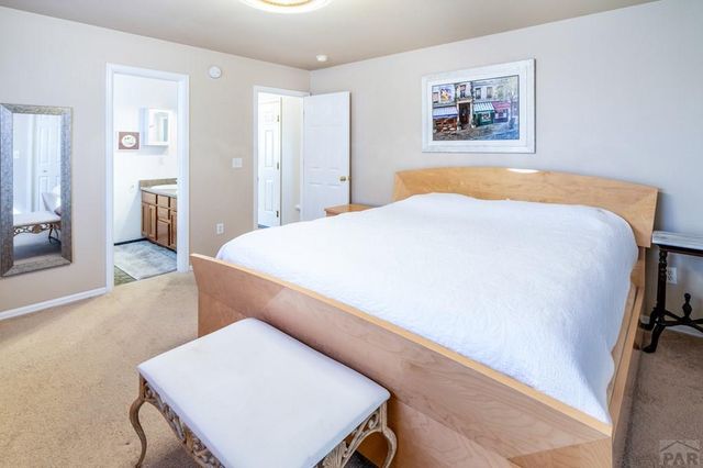 664 Song Sparrow Dr, Pueblo West, CO 81007