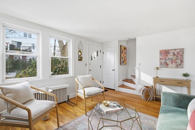 23 Fairview 23, Dedham, MA 02026