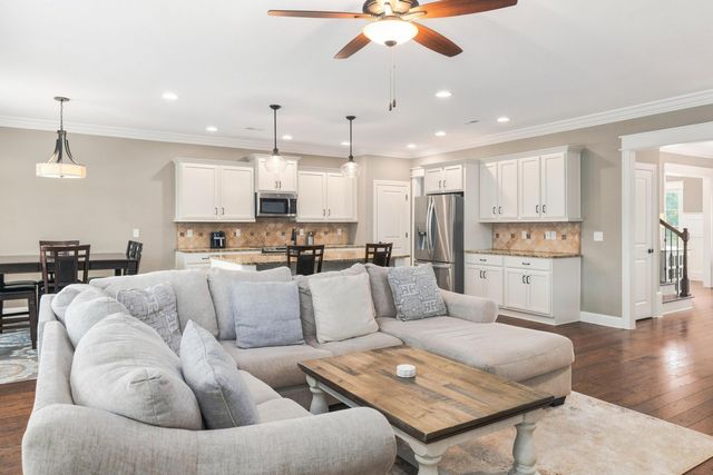 8527 River Birch Loop, Ooltewah, TN 37363