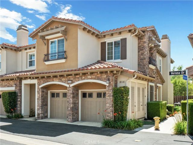 11549 Verona, Chatsworth, CA 91311