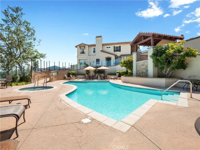 11549 Verona, Chatsworth, CA 91311