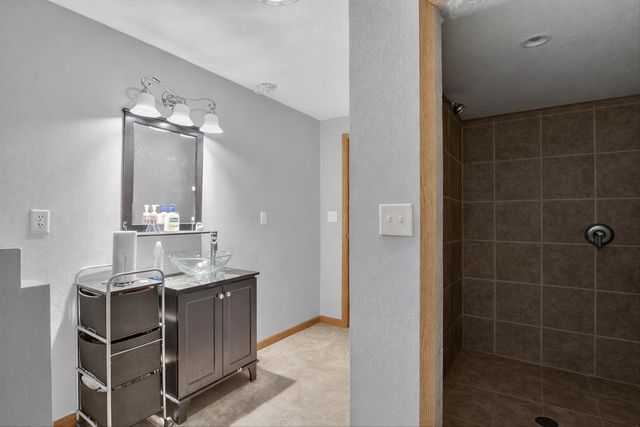 8306 E Crockett Road, Roscoe, IL 61073