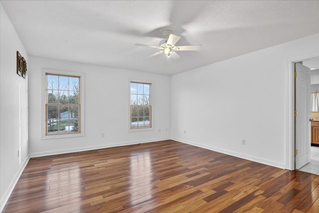 8306 E Crockett Road, Roscoe, IL 61073