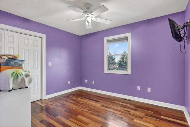 8306 E Crockett Road, Roscoe, IL 61073