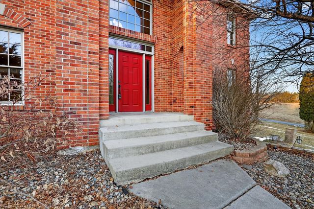 8306 E Crockett Road, Roscoe, IL 61073