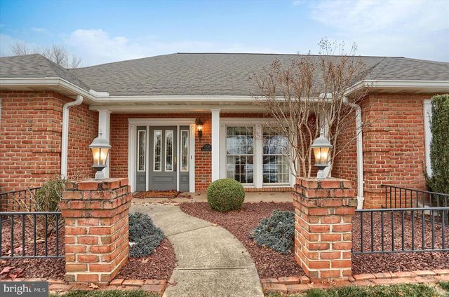 1779 SUMMERFIELD DRIVE, Mechanicsburg, PA 17055