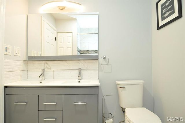 6968 Lansdowne Avenue, St Louis, MO 63109