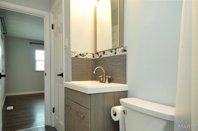 6968 Lansdowne Avenue, St Louis, MO 63109