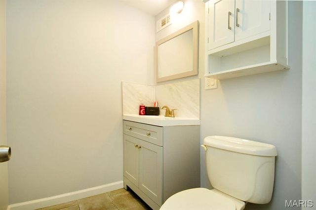 6968 Lansdowne Avenue, St Louis, MO 63109