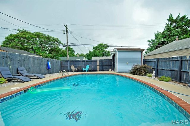 6968 Lansdowne Avenue, St Louis, MO 63109