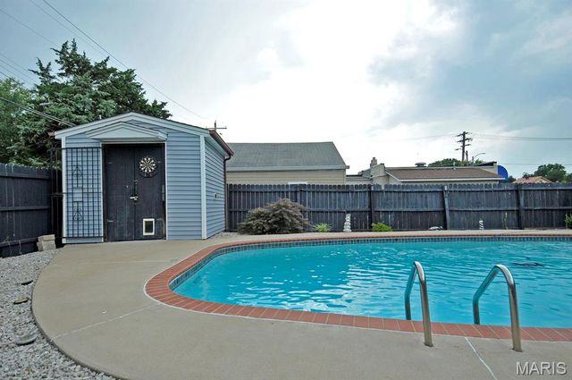 6968 Lansdowne Avenue, St Louis, MO 63109