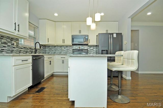 6968 Lansdowne Avenue, St Louis, MO 63109