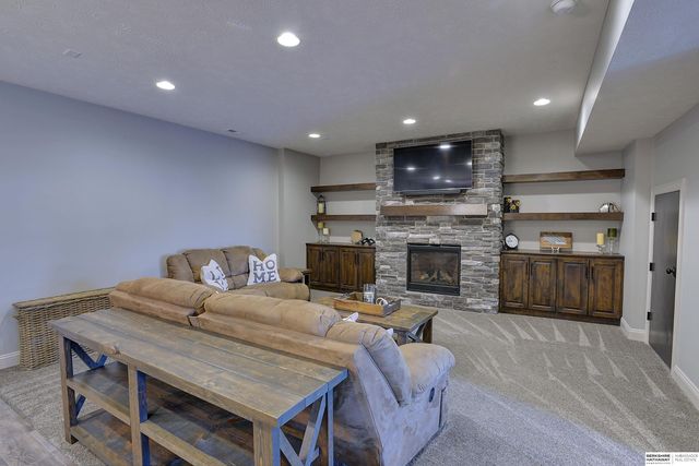 3314 N 177th Avenue, Omaha, NE 68116