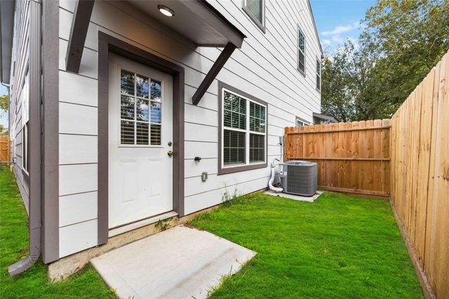 4406 Sterling Street A, Houston, TX 77051