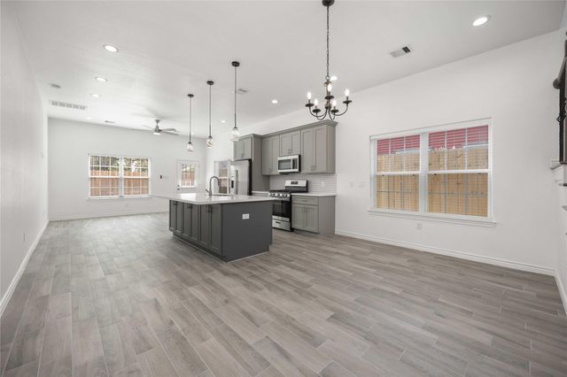 4406 Sterling Street A, Houston, TX 77051