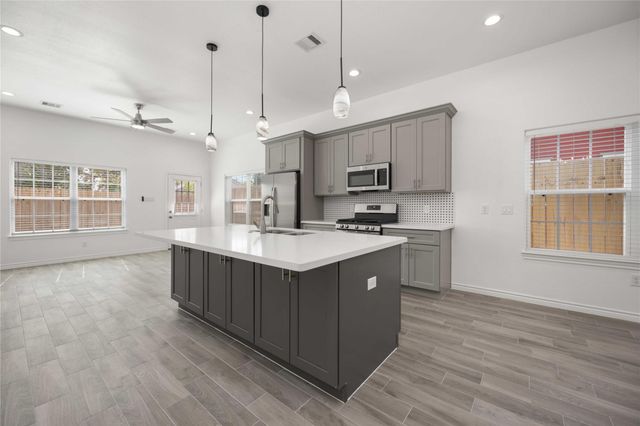 4406 Sterling Street A, Houston, TX 77051