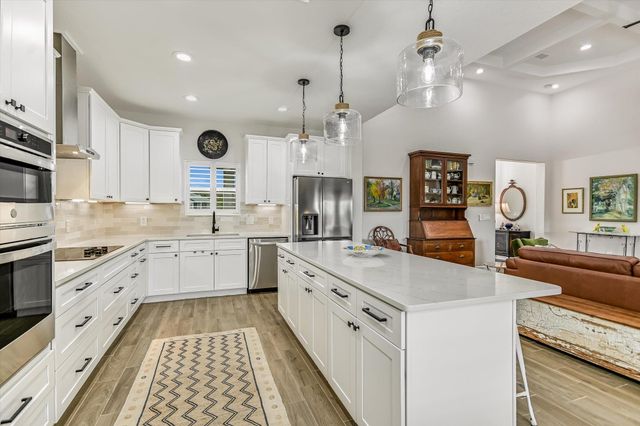 1382 Primrose PATH, Canyon Lake, TX 78133