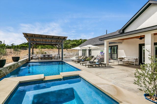 1382 Primrose PATH, Canyon Lake, TX 78133