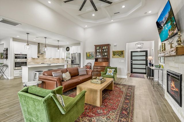 1382 Primrose PATH, Canyon Lake, TX 78133