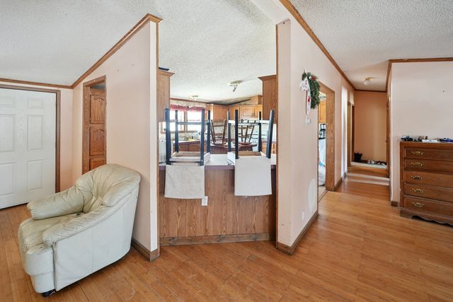 30048 S Klemme Road, Beecher, IL 60401