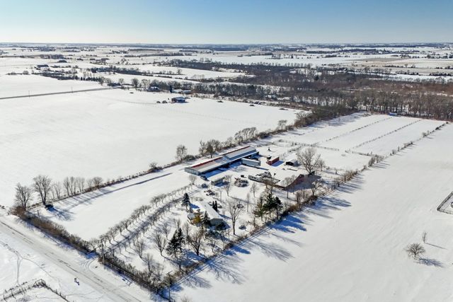 30048 S Klemme Road, Beecher, IL 60401