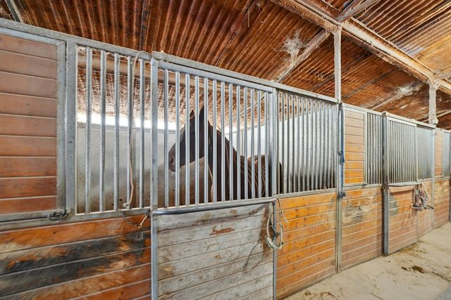 30048 S Klemme Road, Beecher, IL 60401