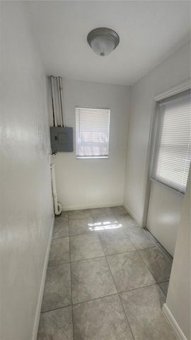 1079 N GERTRUDE COURT, Daytona Beach, FL 32117