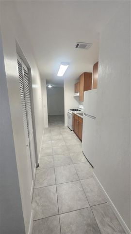 1079 N GERTRUDE COURT, Daytona Beach, FL 32117