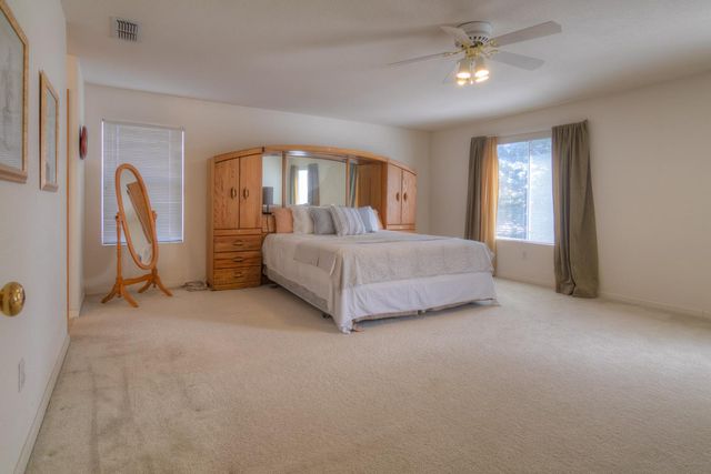 1907 Crystal Ct, Rocklin, CA 95765
