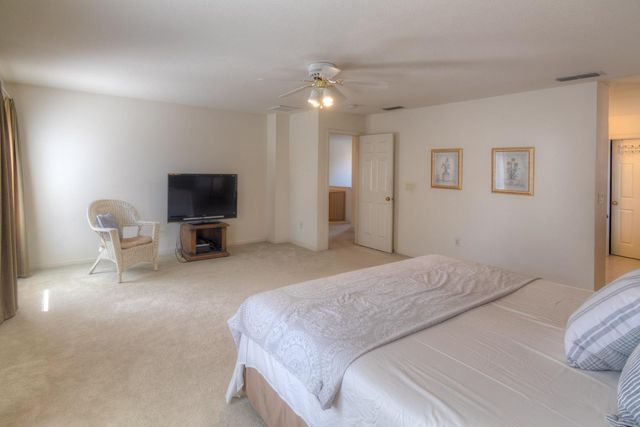 1907 Crystal Ct, Rocklin, CA 95765