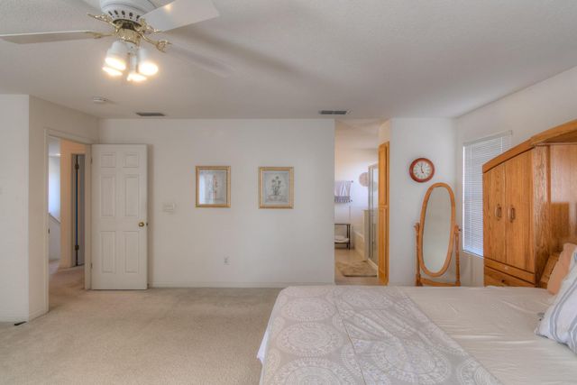 1907 Crystal Ct, Rocklin, CA 95765