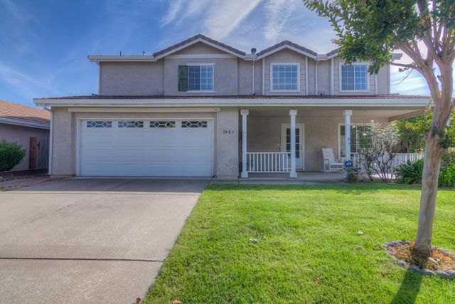1907 Crystal Ct, Rocklin, CA 95765