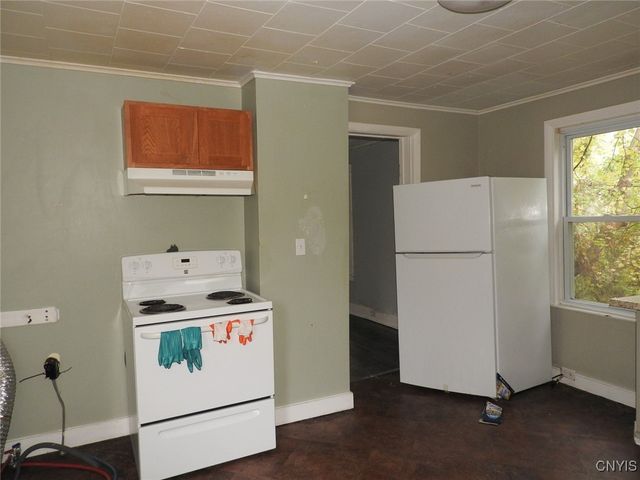 108 Green Street Place, Syracuse, NY 13203