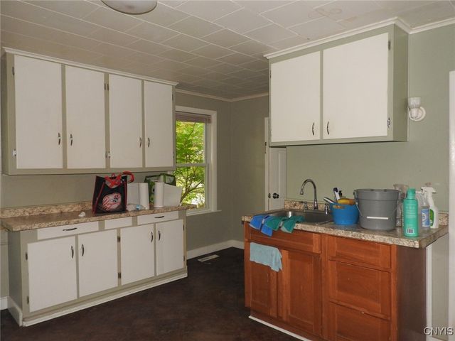 108 Green Street Place, Syracuse, NY 13203