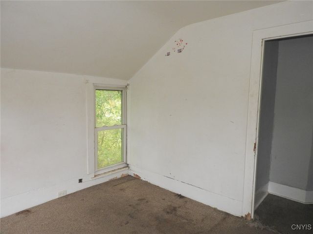 108 Green Street Place, Syracuse, NY 13203