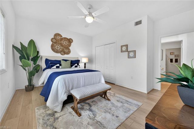 1280 Laskin Rd Apt 102, Virginia Beach, VA 23451