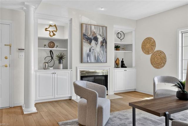 1280 Laskin Rd Apt 102, Virginia Beach, VA 23451