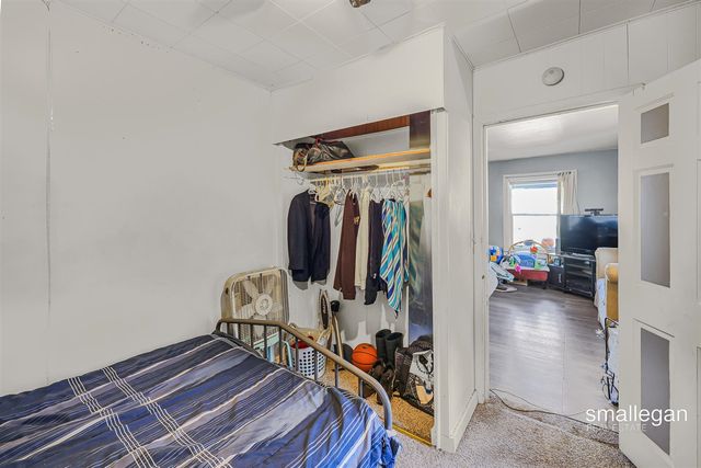 1085 E Larch Avenue, Muskegon, MI 49442