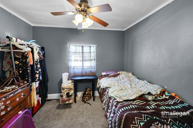 1085 E Larch Avenue, Muskegon, MI 49442