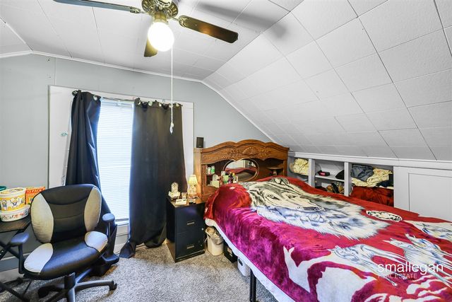 1085 E Larch Avenue, Muskegon, MI 49442