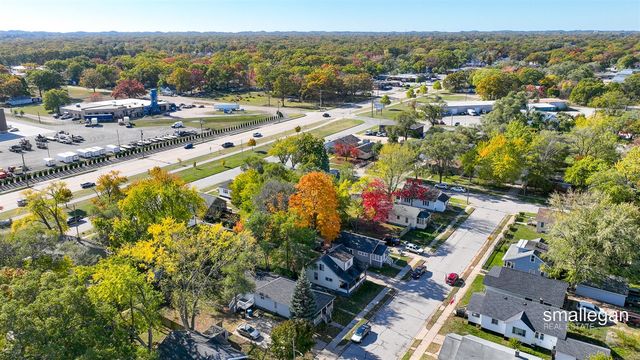 1085 E Larch Avenue, Muskegon, MI 49442