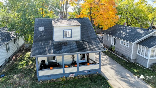 1085 E Larch Avenue, Muskegon, MI 49442