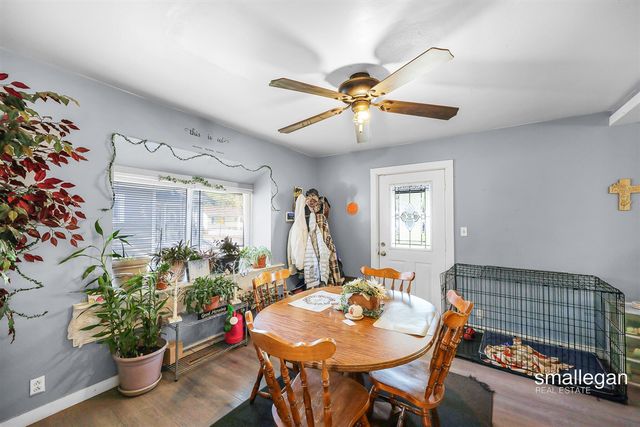 1085 E Larch Avenue, Muskegon, MI 49442