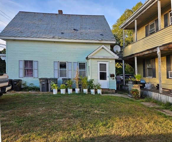 253-255 Park St, Gardner, MA 01440