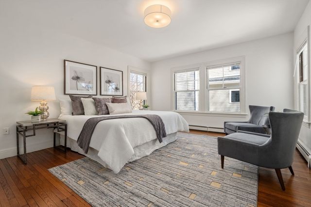 105 Babcock St, Brookline, MA 02446