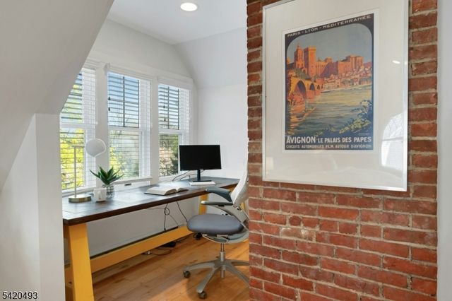 59 Hobart Ave, Summit City, NJ 07901