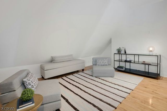 59 Hobart Ave, Summit City, NJ 07901